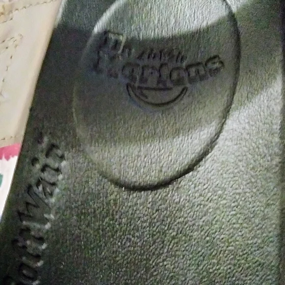 Dr. Martens Voss Quad Fluffy size 8L - Picture 11 of 16